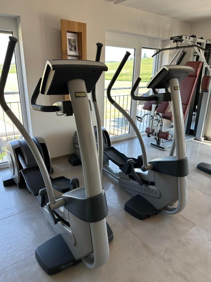 Poolhaus Bodensee Ideal Fuer Geschaeftsreisende Wasserburg Esterno foto